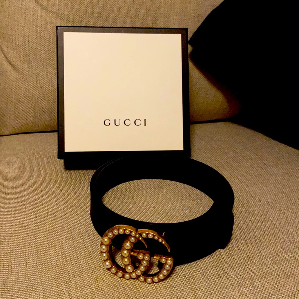 Auth Gucci belt with pearl Double G